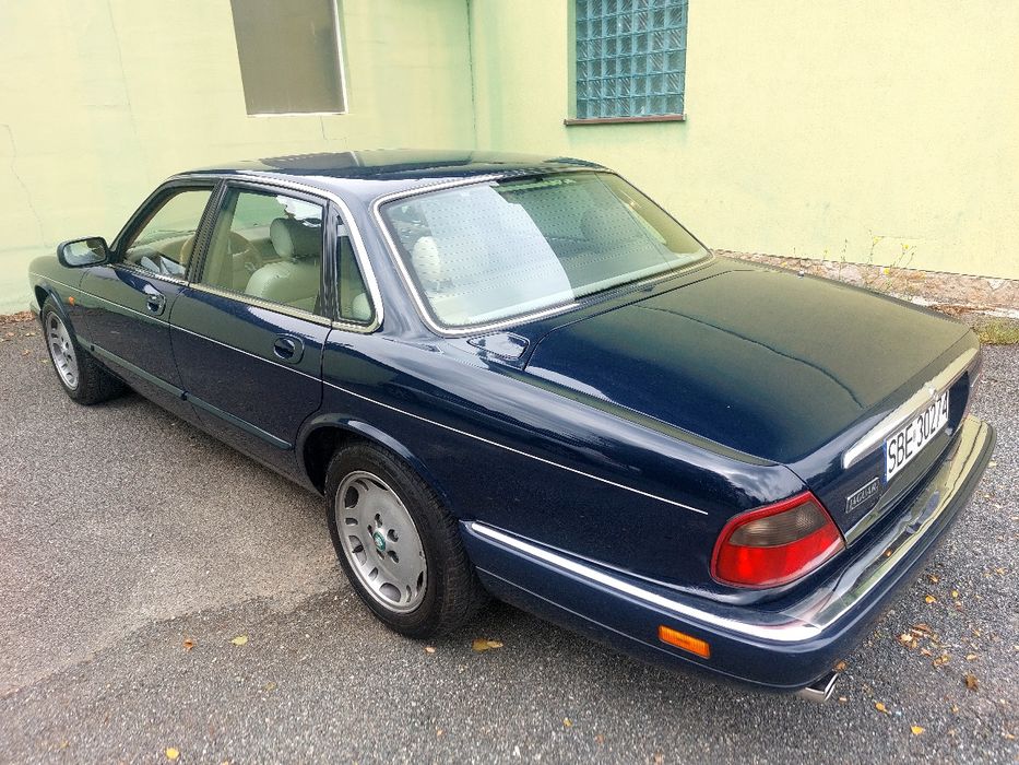 Jaguar XJ 6 3.2 litra bardzo dobry stan orginalny.