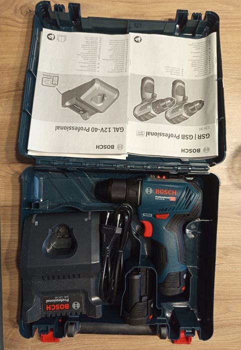 Wkrętarko wiertarka Bosch GSR 12V-30