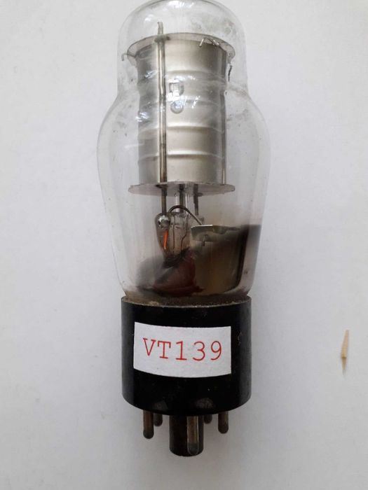 Антикварные радиолампы 40-50 годов ХХ Века, стабилизаторы 11TF25 TESLA