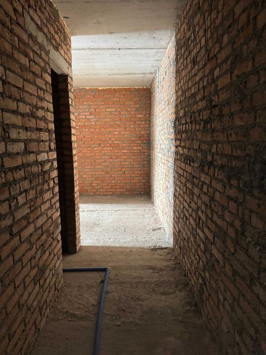 Простора євро 2к 43000$, будинок зданий, ГАЗ.