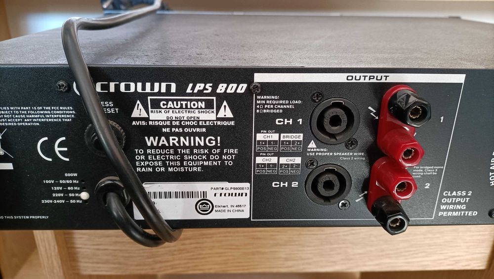 Amplificador de som de 500W - Crown LPS 800 power amplifier