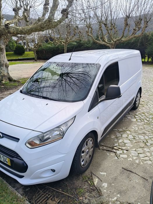 Aluguer de carrinha para transporte