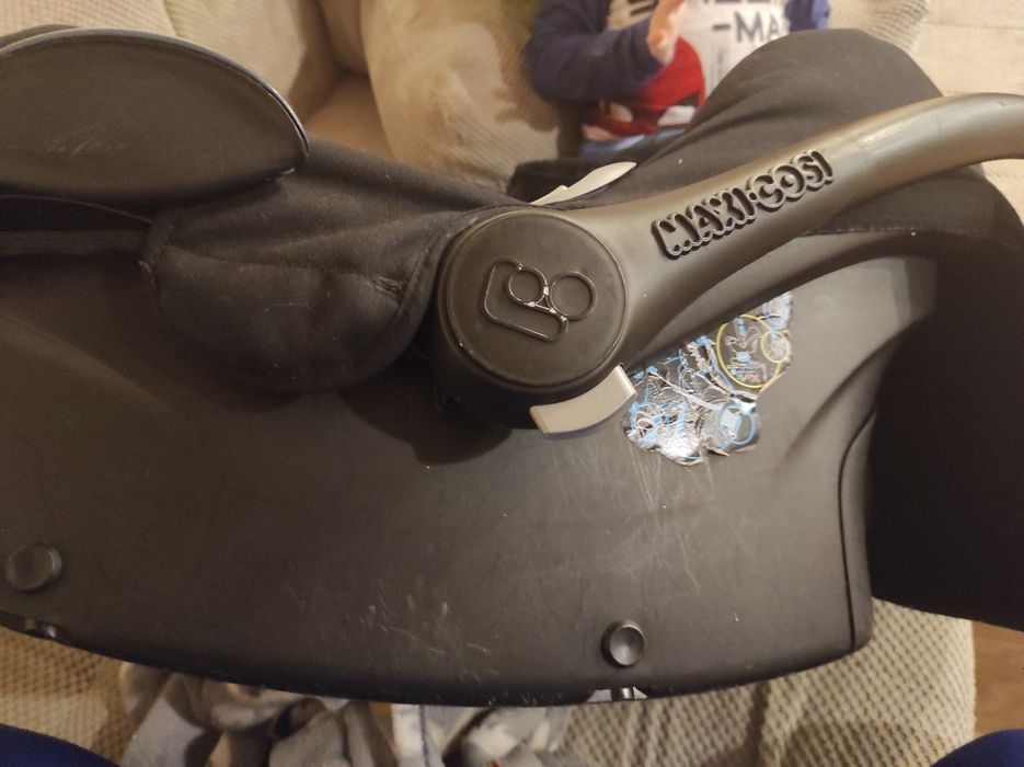 Maxi Cosi fotelik siedzonko samochodowe, nosidełko, bezwypa