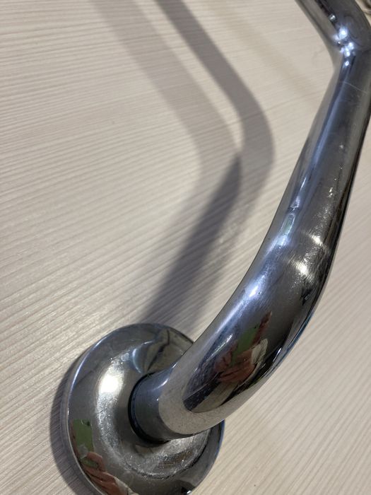 Ручка для ванноі кімнати