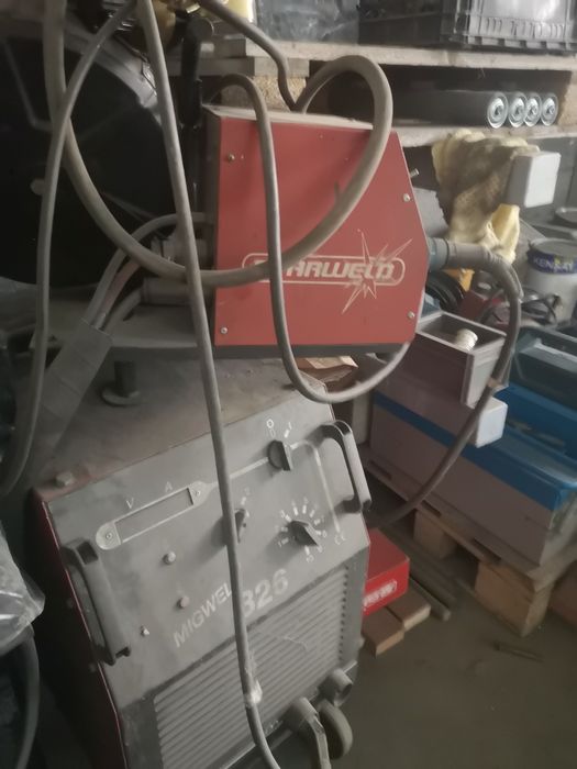 Máquina soldar a Mig 330 Amp