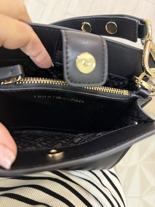 Сумочка Tommy Hilfiger