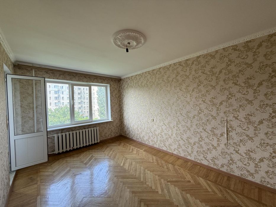 Балковская / Дюковские бани   Продам 4-х комнатную квартиру 100 кв.м.  7 этаж   Госпрограммы  Двухсторонняя