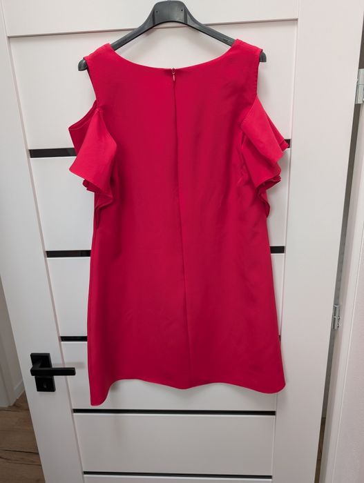 Krist sukienka z falbankami fuksja różowa prosta L 40