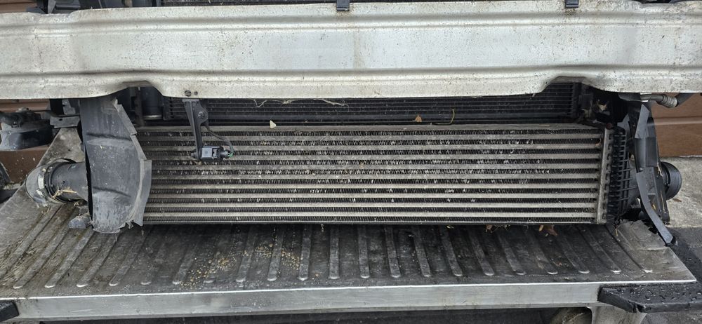 Pas przedni z chłodnicami Audi A6 C7 3.0 tdi Automat