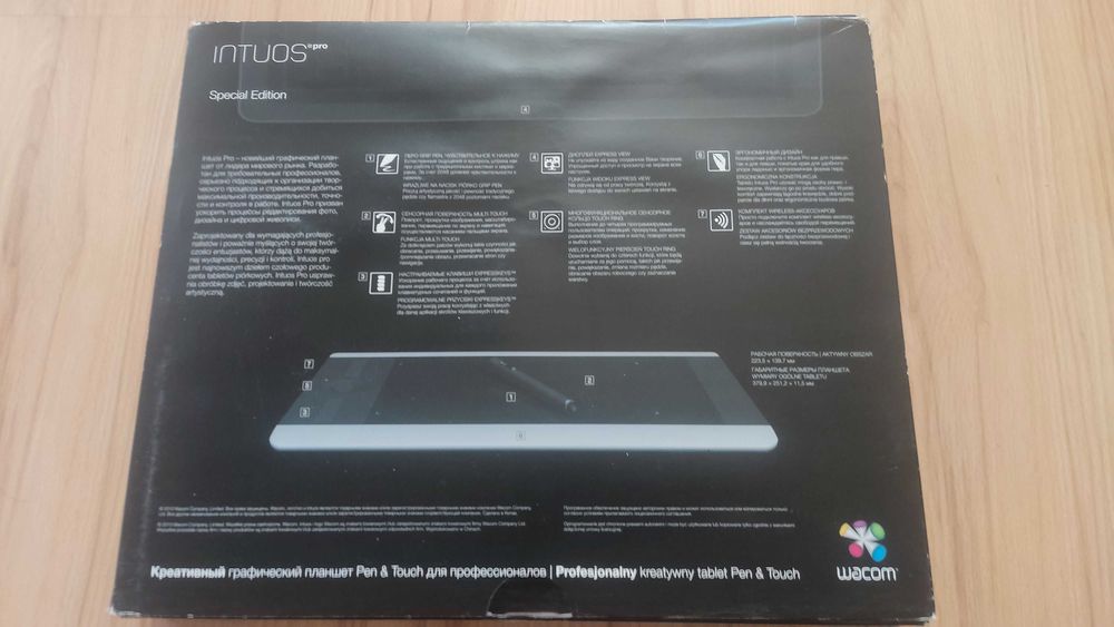 Tablet graficzny Wacom Intuos Pro M Special Edition.