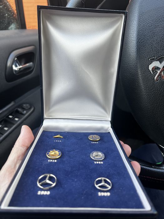 Colecao pins  mercedes benz