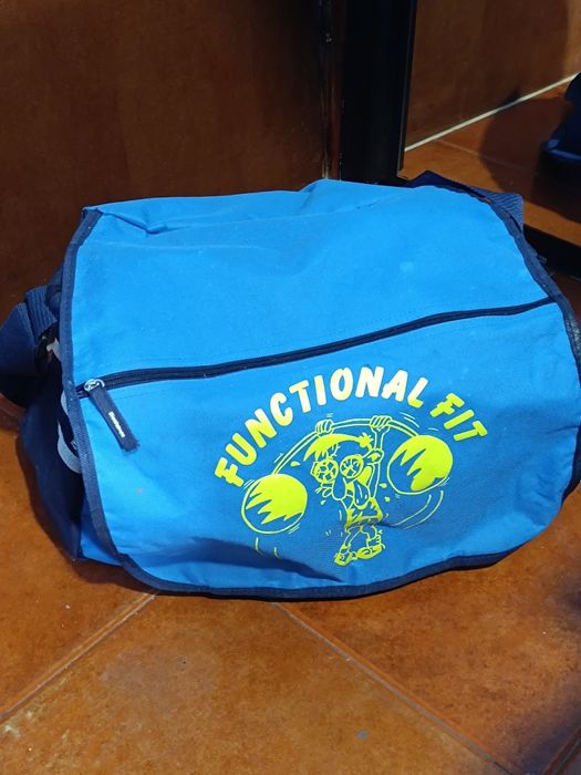 Sacos desportivos em ótimas condições