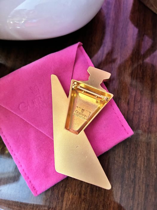 Champs Elysées Guerlain edt 20ml plus broszka