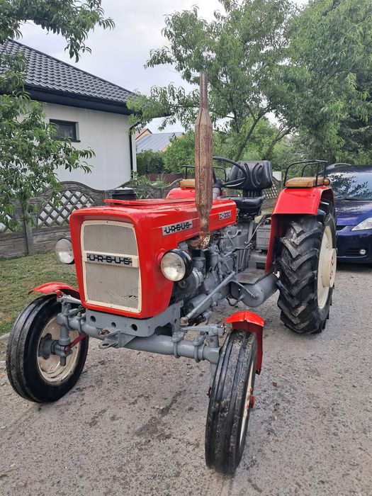 Sprzedam ciągnik C330