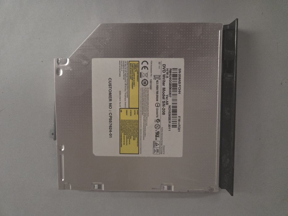 Sprzedam napęd do laptopa FUJITSU LIFEBOOK AH531
