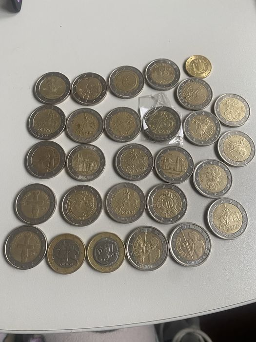 Moedas para colecao de 2€