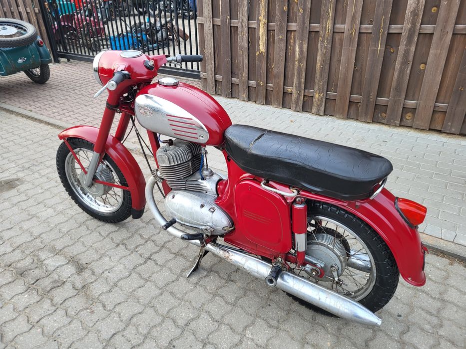 Jawa 350 panelka jawa