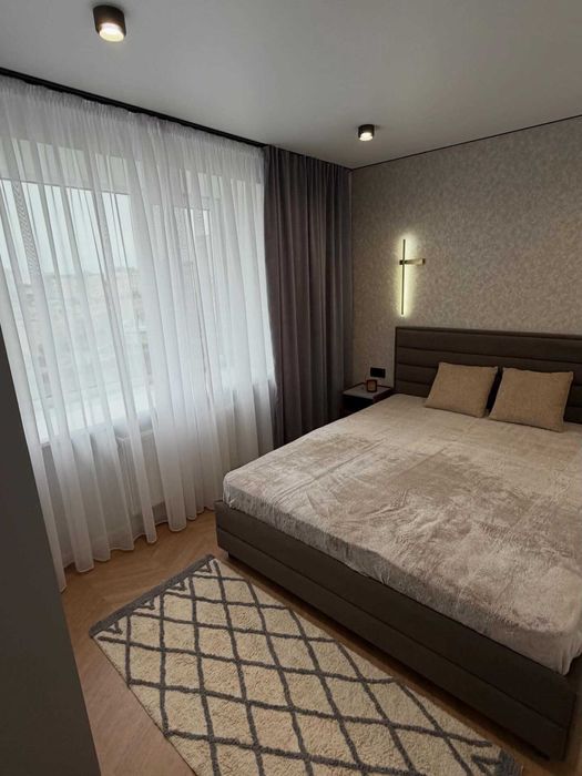 Стильна квартира поблизу ТРЦ Подоляни