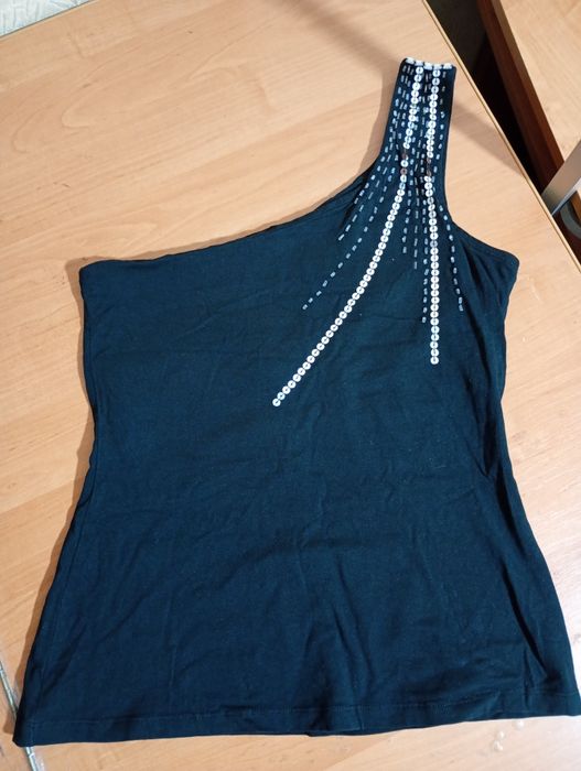 Різний одяг на обмін