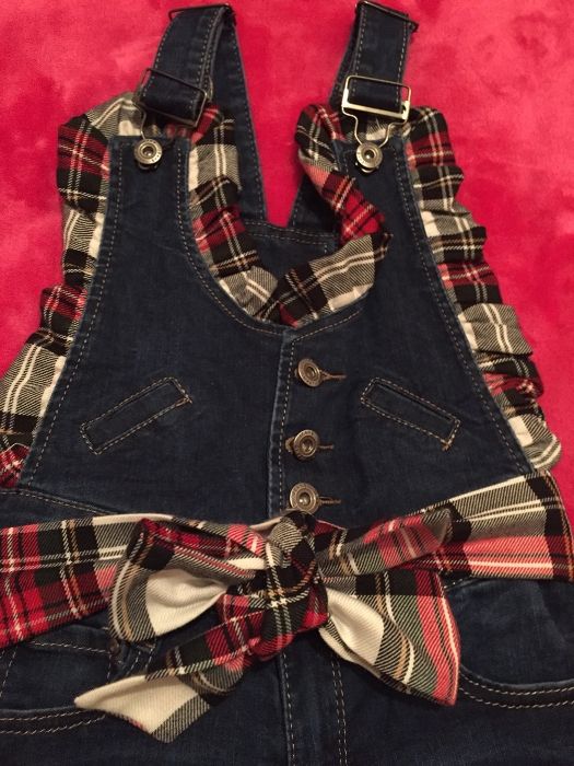 Jardineira tamanho 6 anos.