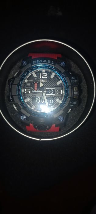 Продам спортивные часы