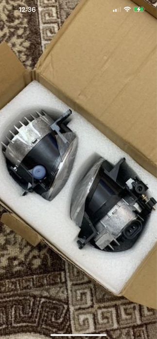 противотуманна фара на Інфініті Q50,Q60,Qx 60,Qx 80, на Ніссан Армада