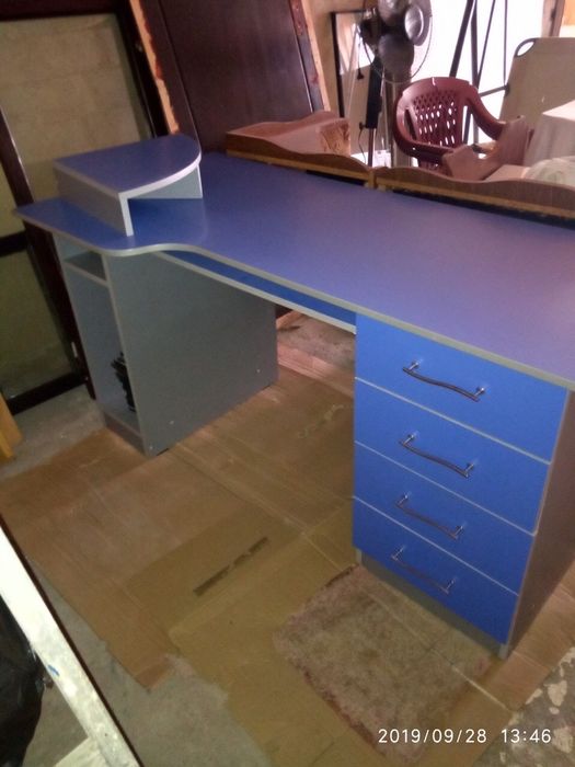 Стол письменный, компьютерный