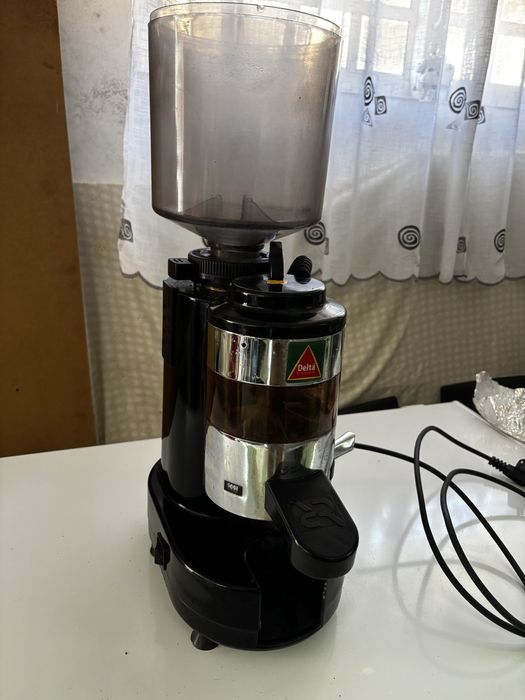 Moinho de café profissional Delta cafes