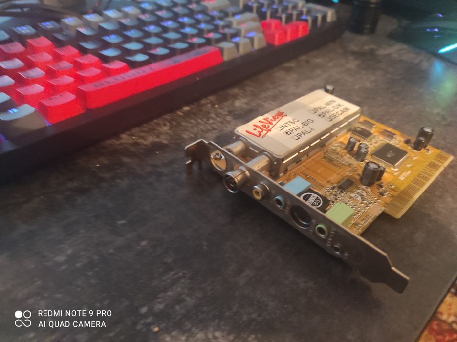 ТВ-тюнер Leadtek WinFast PCI