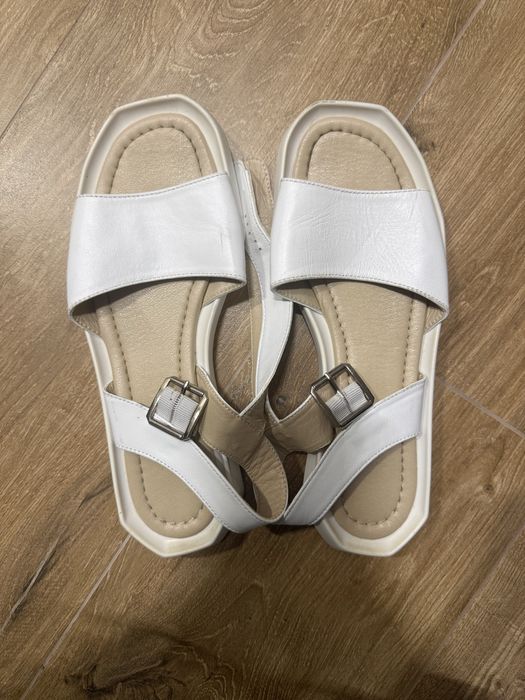 Босоніжки | 38 розмір