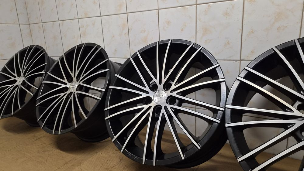 Felgi Aluett 18" 5x108 8Jx18EH2 ET45 Ford Volvo Peugeot Renault  + nakrętki