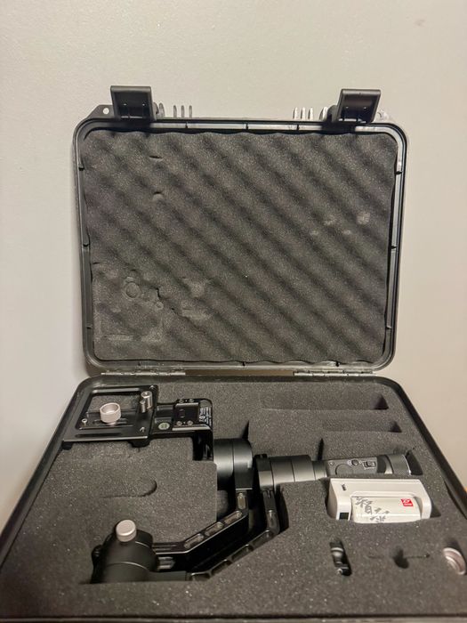 Gimbal Zhiyun Crane – 3-osiowy stabilizator do aparatów i kamer