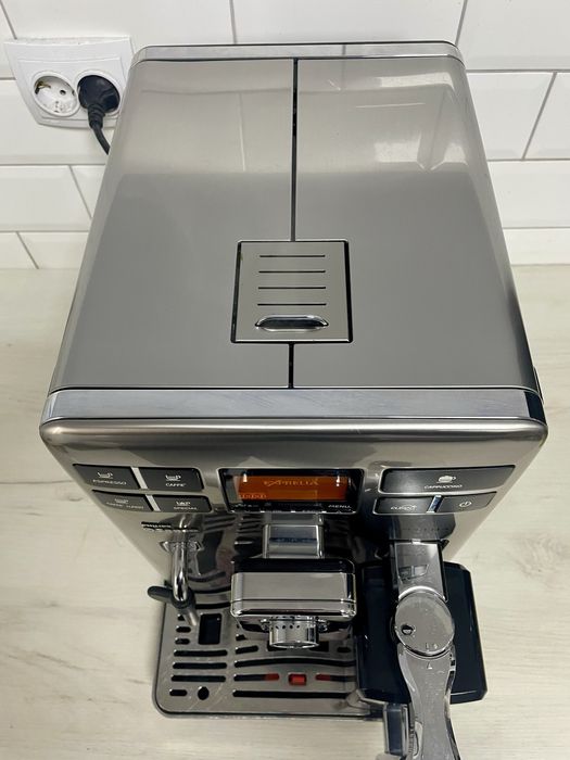 Кавомашина Saeco Exprelia