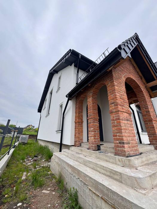 Продаж просторого котеджу с.Солонка (в.Наварійська)