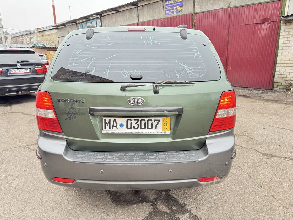 Продам автомобіль KIA SORENTO 2.5