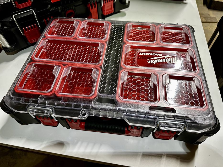 Skrzynia Milwaukee Packout Nowa