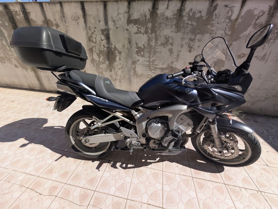 Yamaha  FZ6S 2004
