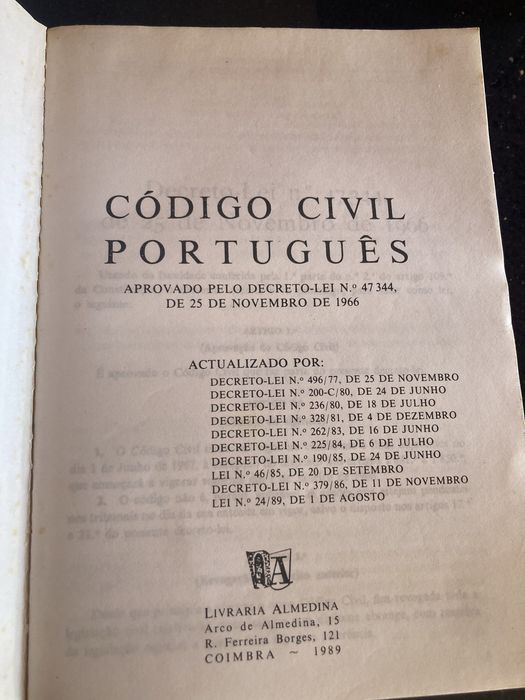 Livro Código Civil – Edição Almedina (1989)