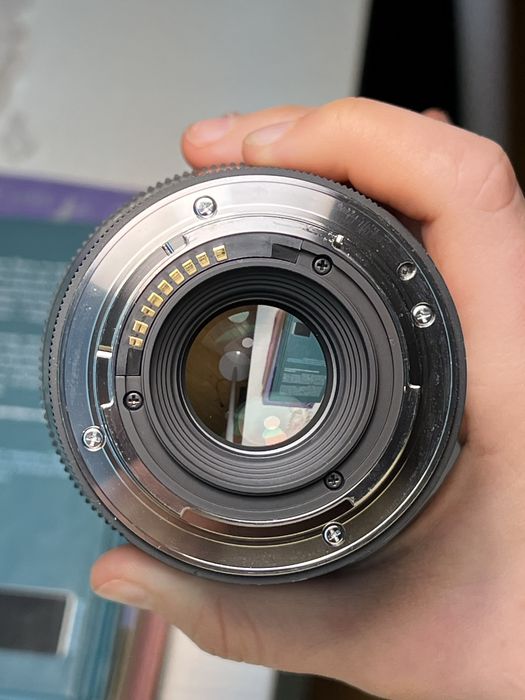 Об'єктив Sigma 16mm f/1.4 DC DN (кріплення EF-M)