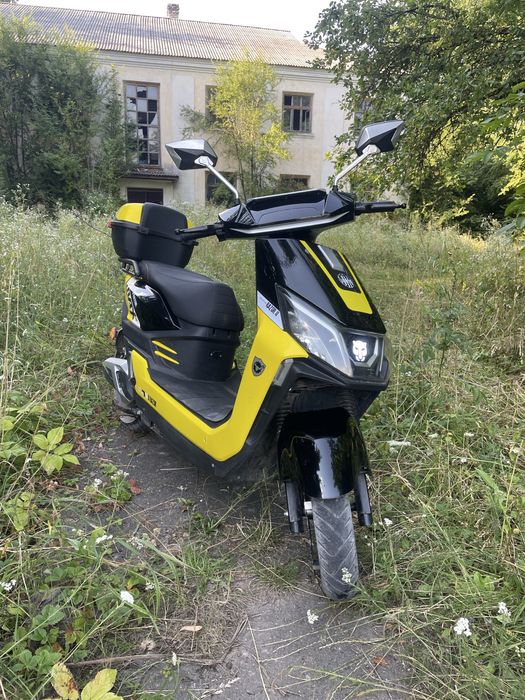 Продам потужний електроскутер
