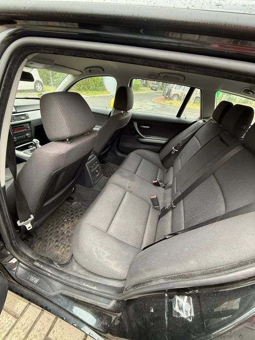 BMW Seria 3 Touring (E91) | 2009 | 283 000 km