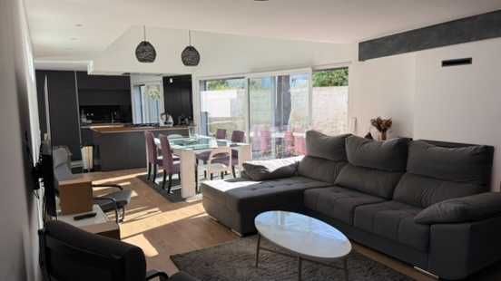 Moradia Térrea T4+1  Sob Consulta -  225m2 área Útil  -  Lote 640m2   São Domingos de Rana