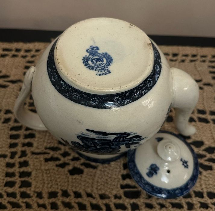 Bule em faiança Massarelos