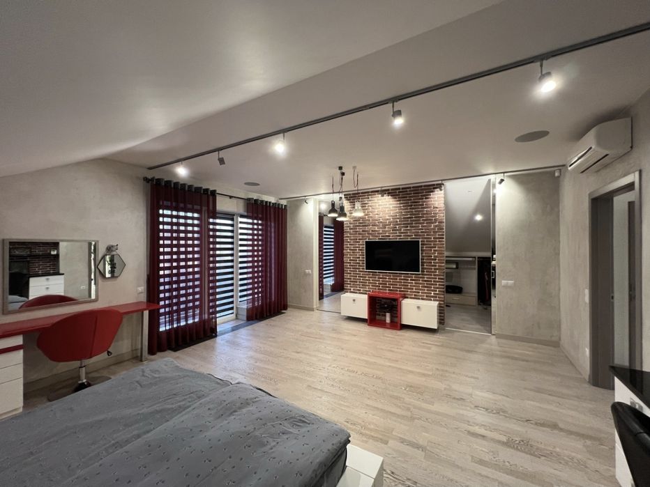 Продам дом Обуховка ул.Заречная  ,Лес