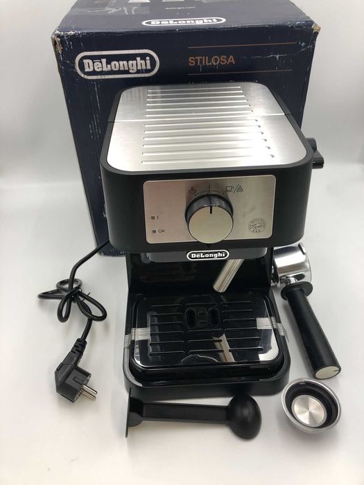 De'Longhi Stilosa EC 260.BK Ekspres do Kawy 15 bar Czarny