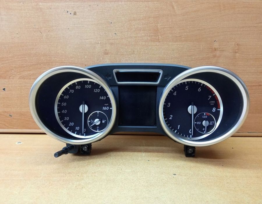 ZEGARY LICZNIK MERCEDES GL X166 4.7 V8 A1669003406