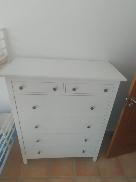 Comoda Hemnes IKEA