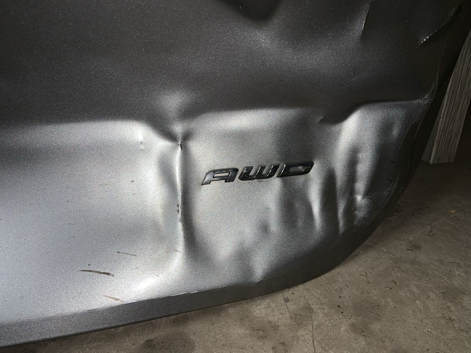 Ляда (кришка багажника) Ford Edge
