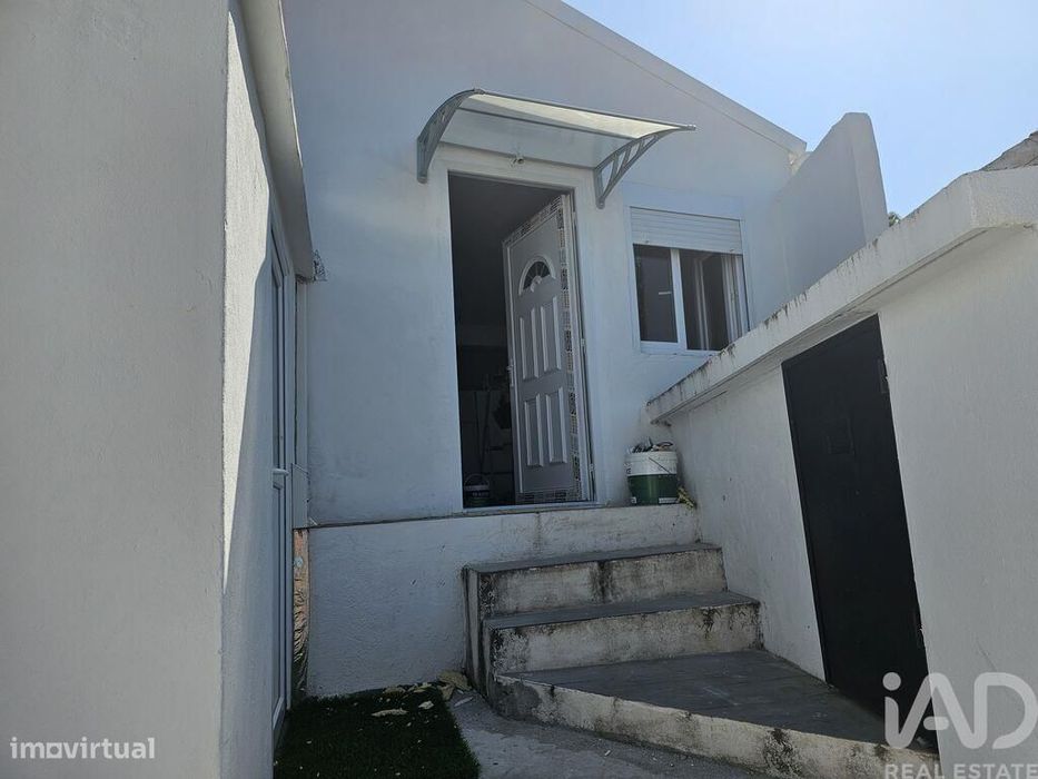 Prédio em Santa Clara e Castelo Viegas de 870000,00 m2