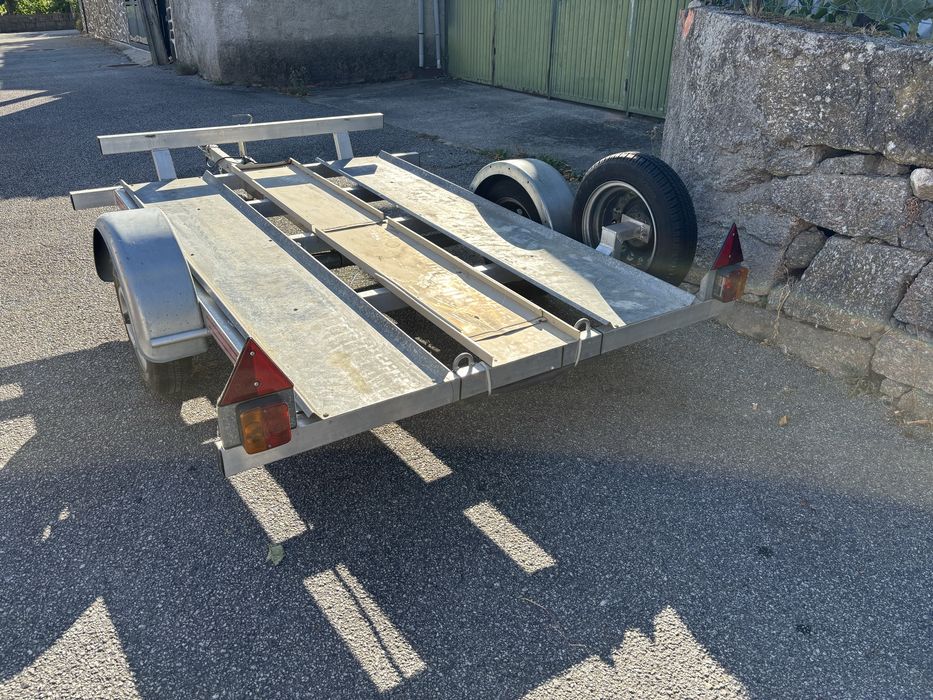 Reboque rebosov 11010 em aluminio igual a novo